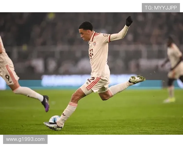 阿芳伤停三周 乌尔比希穆西亚拉短期缺阵 阿芳伤停三周 乌尔比希穆西亚拉短期缺阵